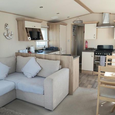 Vista Al Mar, Seaview Caravan Park, Уитстабл Экстерьер фото