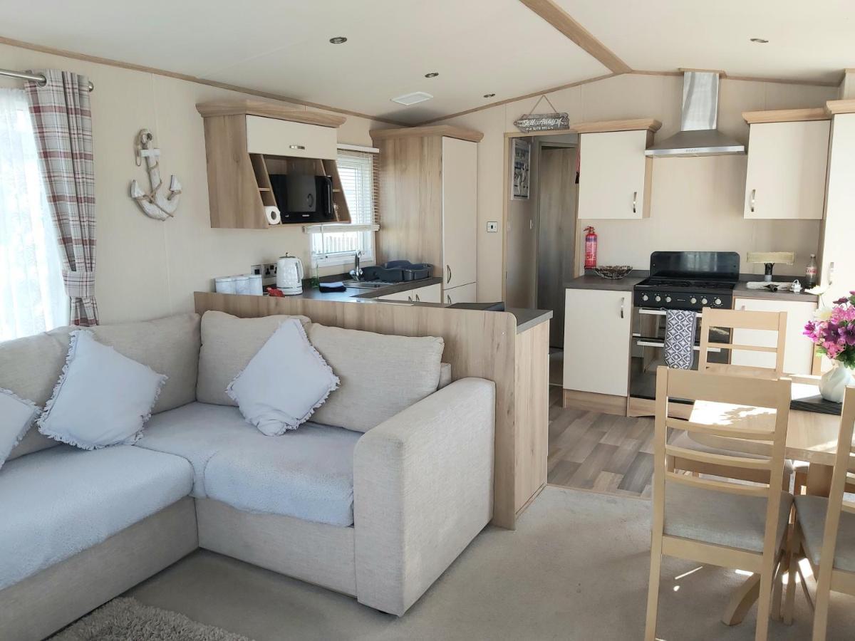 Vista Al Mar, Seaview Caravan Park, Уитстабл Экстерьер фото