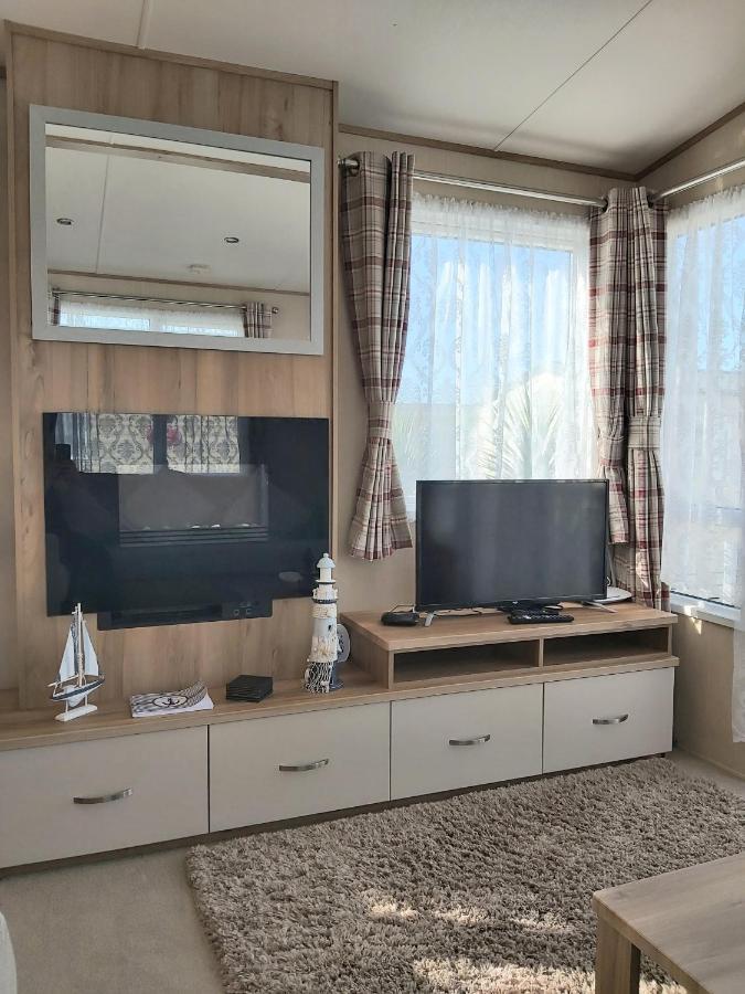 Vista Al Mar, Seaview Caravan Park, Уитстабл Экстерьер фото